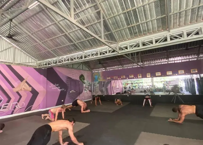 Ground Zero Martial Arts And Yoga Ośrodek wypoczynkowy *